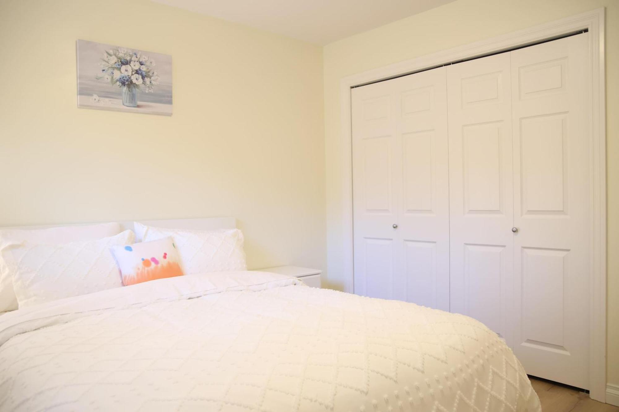 A Private Suite In Port Moody Buitenkant foto